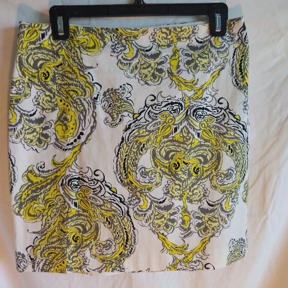 Ann Taylor MADISON Skirt Size 6P - Picture 1 of 3